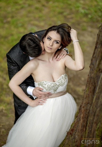 Mihai & Alexandra - Trash-The-Dress - 16 iunie 2014, Băile Herculane