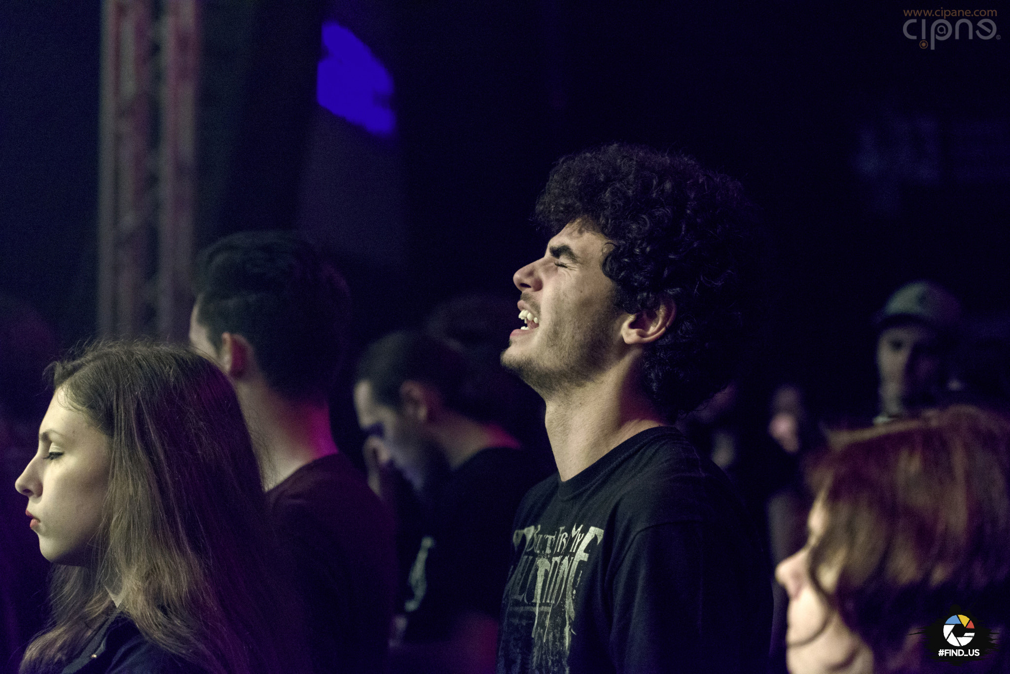 Public - #ImpreunaRezistam - Concert caritabil pentru victimele #Colectiv - Arenele Romane, București - 14 noiembrie 2015
