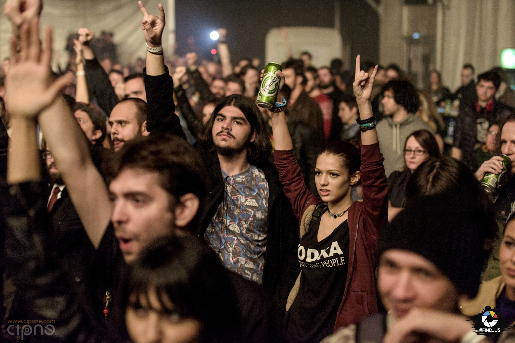 Public - #ImpreunaRezistam - Concert caritabil pentru victimele #Colectiv - Arenele Romane, București - 14 noiembrie 2015