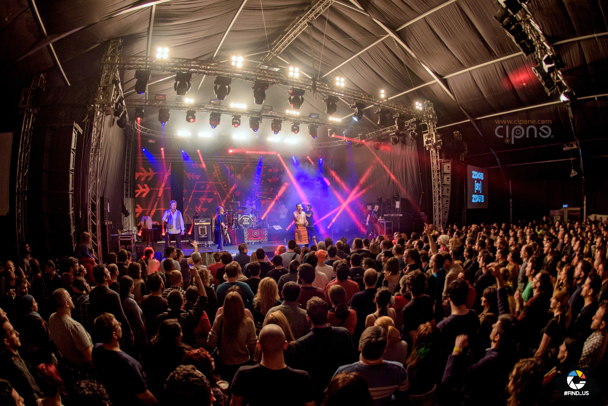 Zdob și Zdub - 17 ianuarie 2016 - Arenele Romane, București