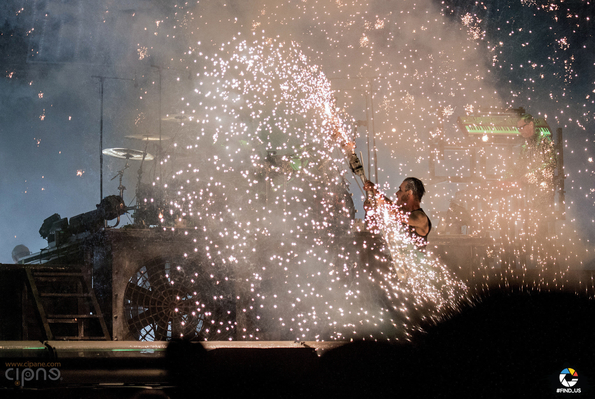 Rammstein - 17 iunie 2016 - Hellfest Open Air, Clisson, France