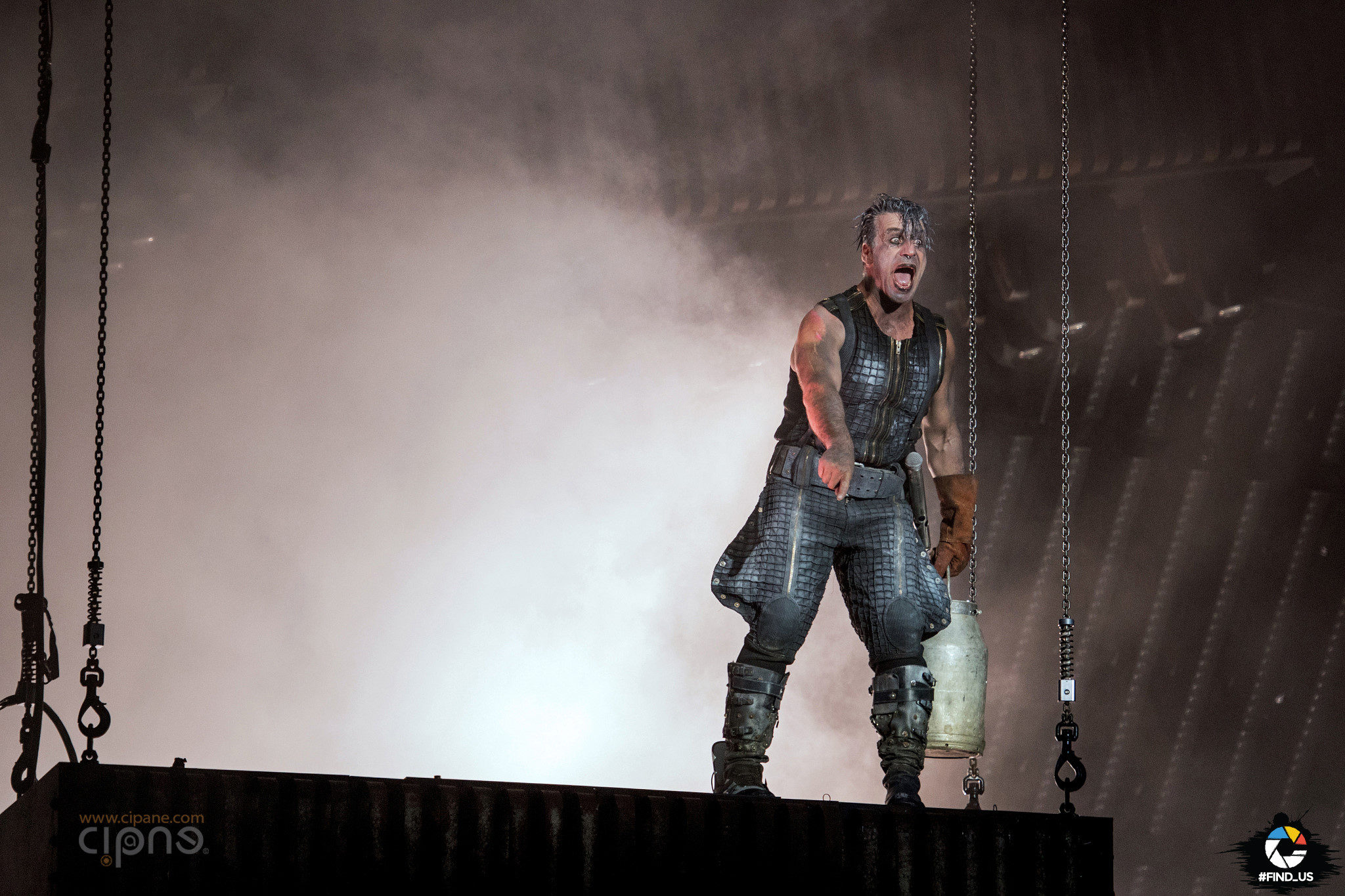 Rammstein - 17 iunie 2016 - Hellfest Open Air, Clisson, France