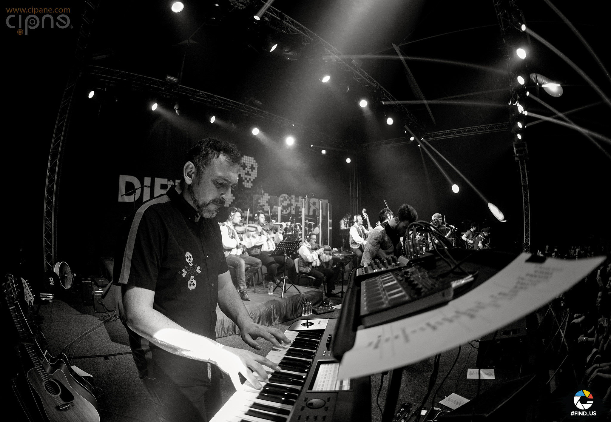 Dirty Shirt - ”FolkCore DeTour” Project - 1 aprilie 2017 - Arenele Romane, București