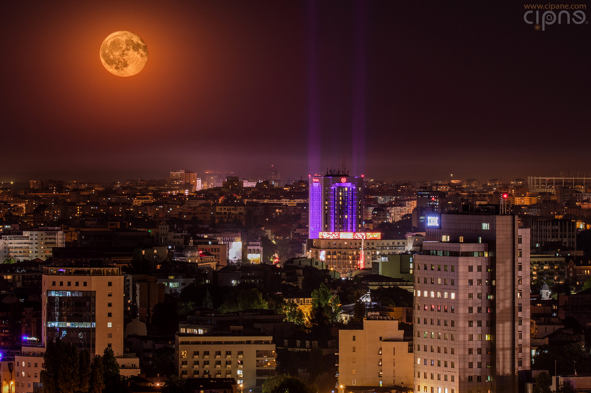 Moon City