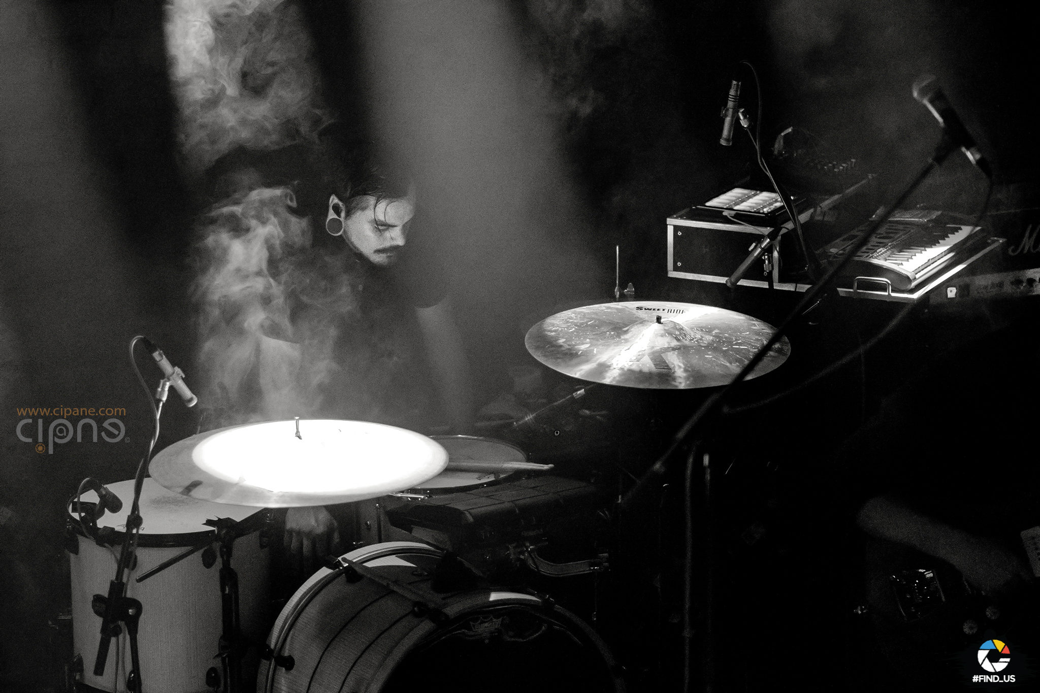 Caspian - 3 mai 2018 - Club Control, București