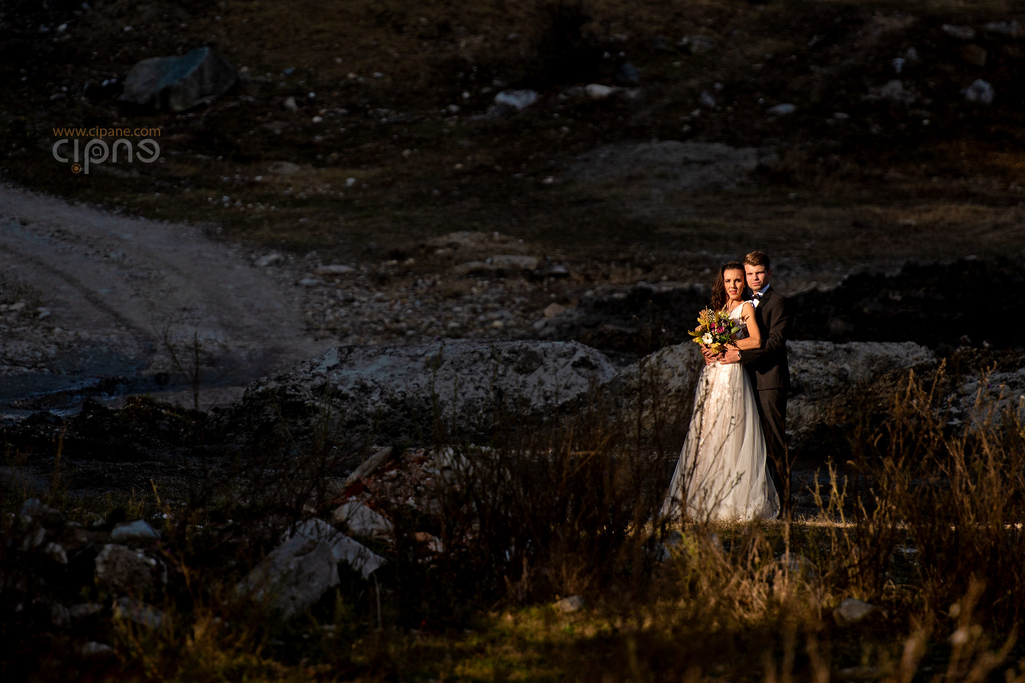 Alina & Cristi - Trash-The-Dress - 28 octombrie 2018 - Polovragi, Gorj